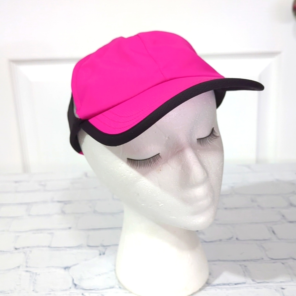NWOT Tek Gear Adjustable Reflective Cap